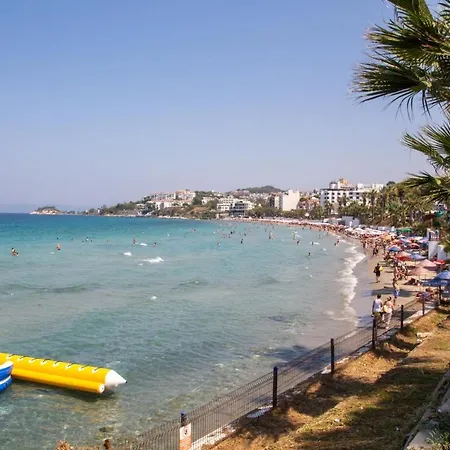 Sea View Retreat With Balcony 1 Min To * Kusadasi